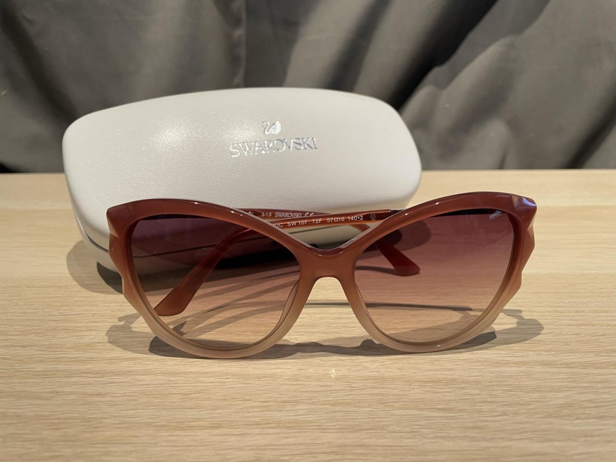 sandy|sonnenbrille-swarovski-sk0107-5772f-1.jpg